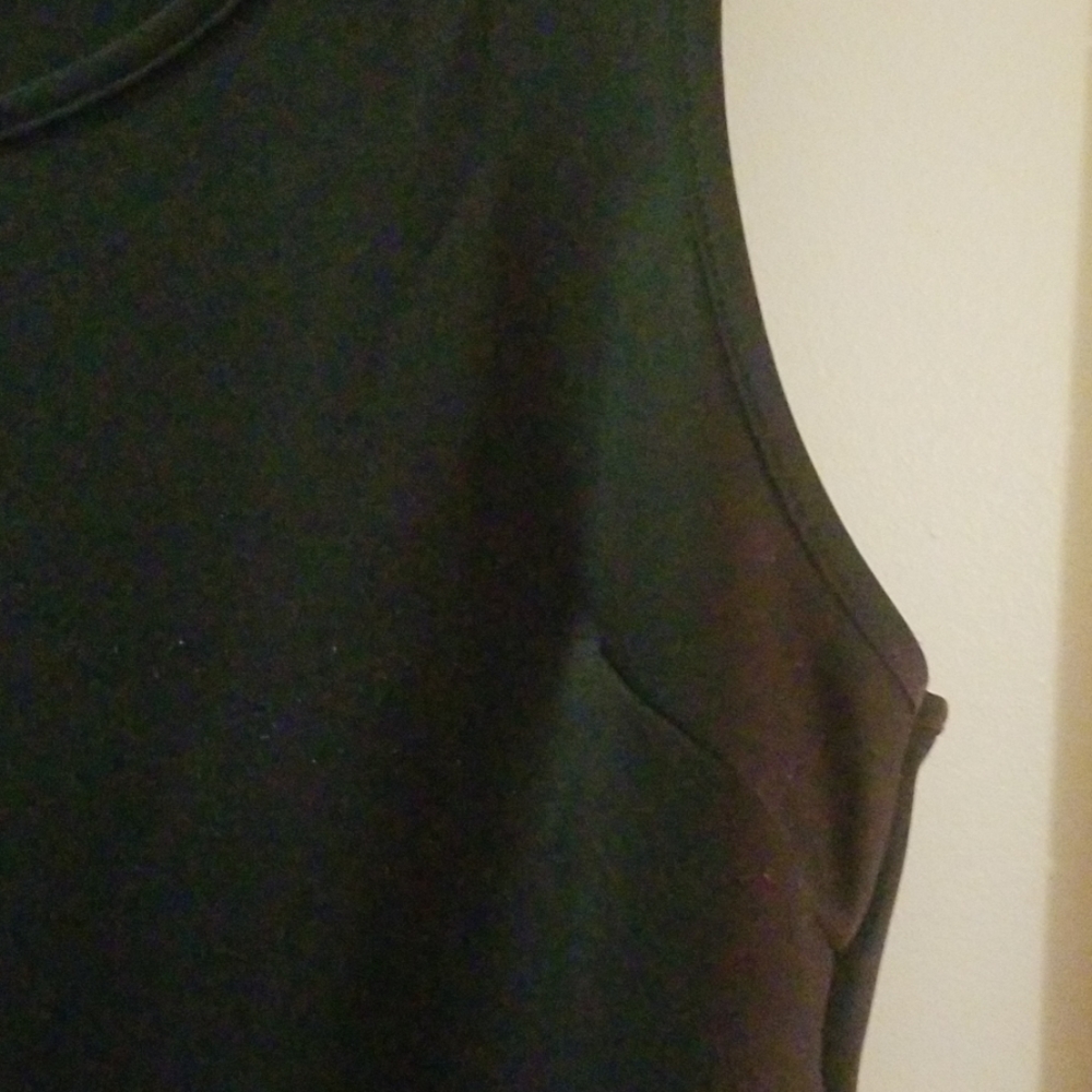 Black Dress - Picture 3 of 7